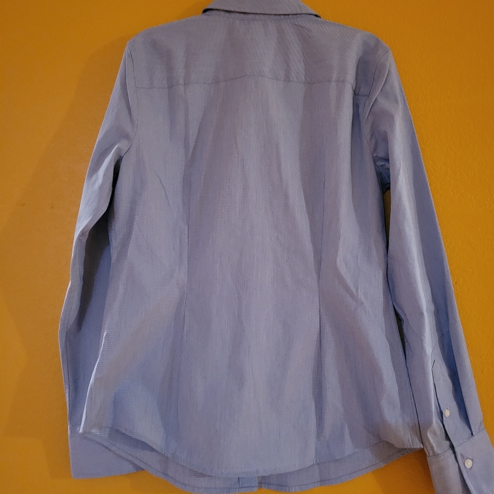 Blouse - Picture 2 of 3